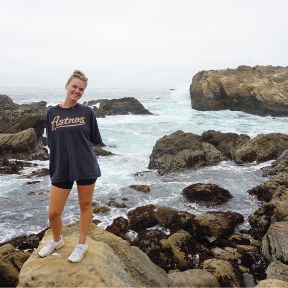 Meet your Posher, Sadie - Picture 3 of 4